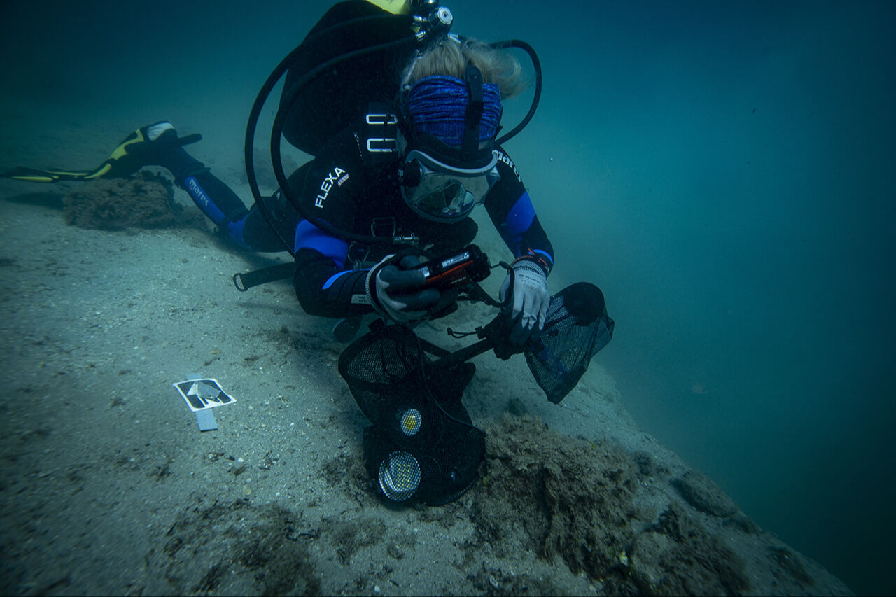 7 bin yıllık tarihe oksijen tüpleriyle daldılar! Tarihi limanda yeni keşifler karada başladı, denizde devam etti - 12. Resim