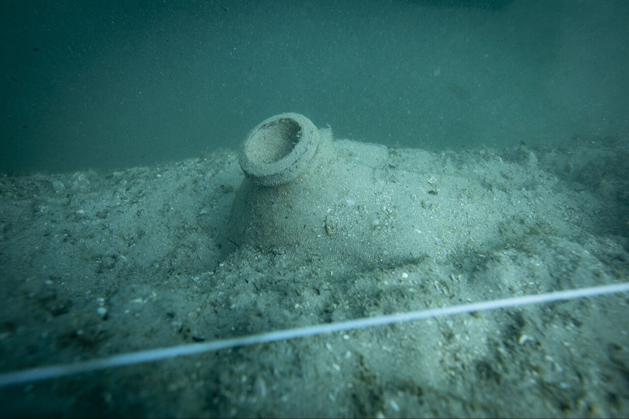 7 bin yıllık tarihe oksijen tüpleriyle daldılar! Tarihi limanda yeni keşifler karada başladı, denizde devam etti - 8. Resim