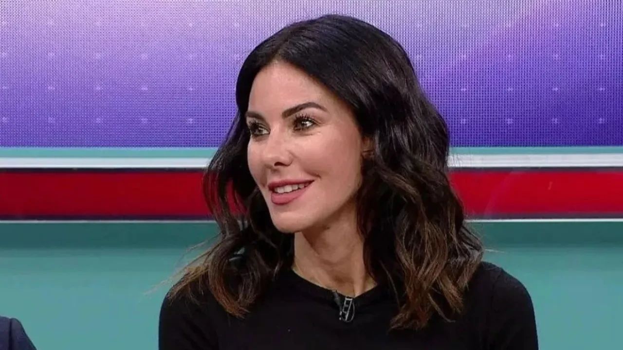 Defne Samyeli aslen nereli, kaç yaşında? Defne Samyeli aslen nereli, kaç yaşında?