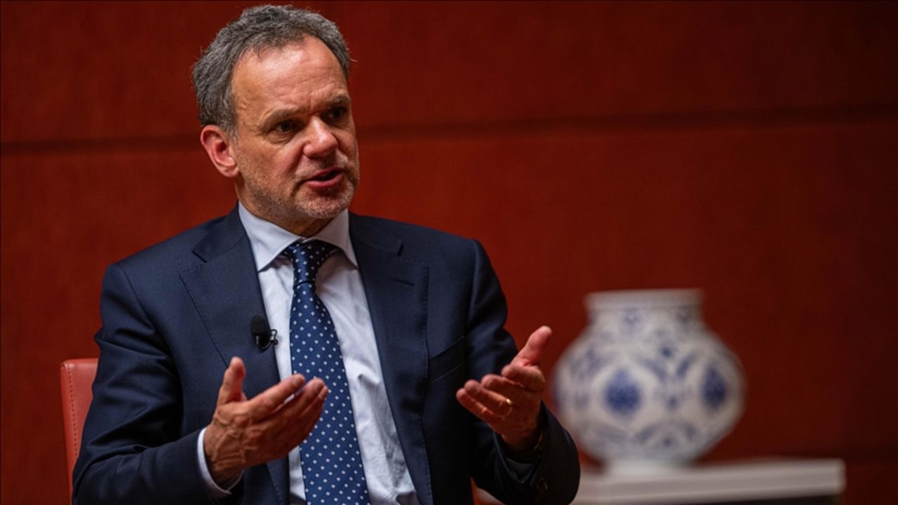 Hollanda hükümetinde 'İsrail' depremi! Susturulmaya çalışılan Dışişleri Bakanı Caspar Veldkamp istifa etti Hollanda hükümetinde 'İsrail' depremi! Susturulmaya çalışılan Dışişleri Bakanı Caspar Veldkamp istifa etti