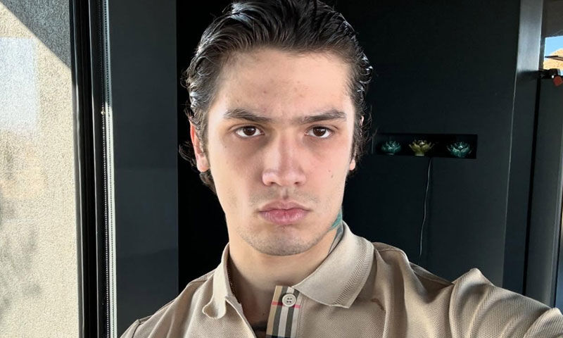 Rapçi Çakal silahlı saldırının hedefi oldu! Hastaneye kaldırıldı - 1. Resim