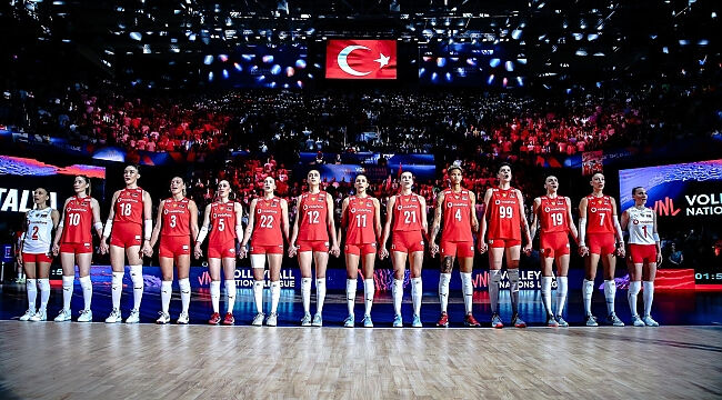Türkiye voleybol maçı ne zaman, hangi kanalda? Filenin Sultanları Türkiye - İspanya voleybol maçı şifresiz yayınlanacak! - 3. Resim
