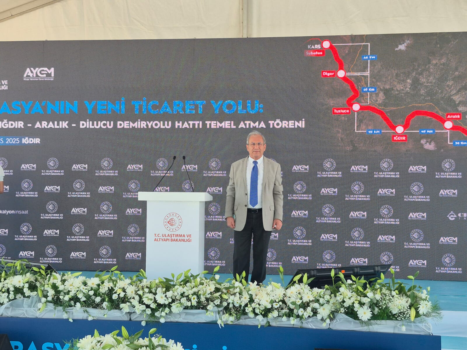 Zengezur Koridoru'nda tarihi adım! Bakan Uraloğlu: Tüm dünya için küresel altın bir çağ başlayacak Türkiye Gazetesi Ankara Temsilcisi Akif Bülbül