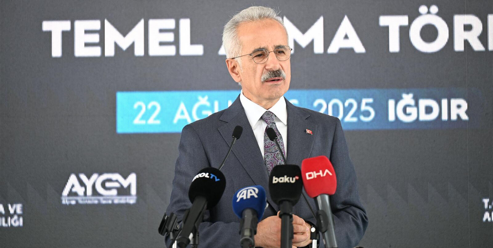 Zengezur Koridoru'nda tarihi adım! Bakan Uraloğlu: Tüm dünya için küresel altın bir çağ başlayacak - 2. Resim