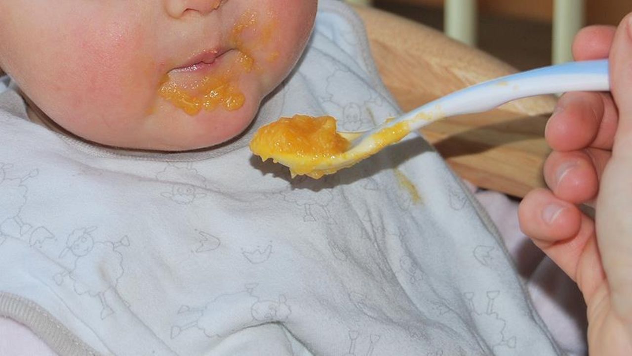Bebek mamasında gizli tehlike! Glüten tespit edildi, ürünler raflardan toplatılıyor! Bebek mamasında gizli tehlike! Glüten tespit edildi, ürünler raflardan toplatılıyor!