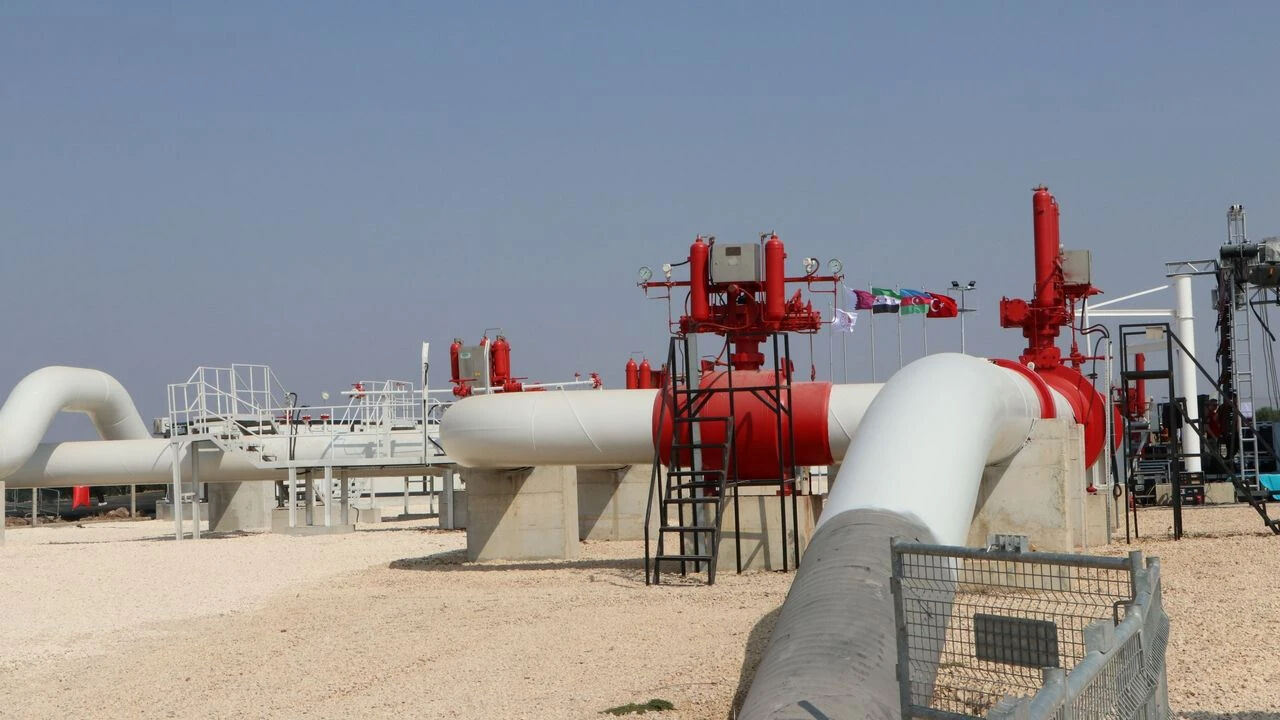 Bir ülkenin geleceğinde kritik rol: Türkiye'den Suriye'ye günde 1,6 milyon metreküp doğal gaz - 1. Resim