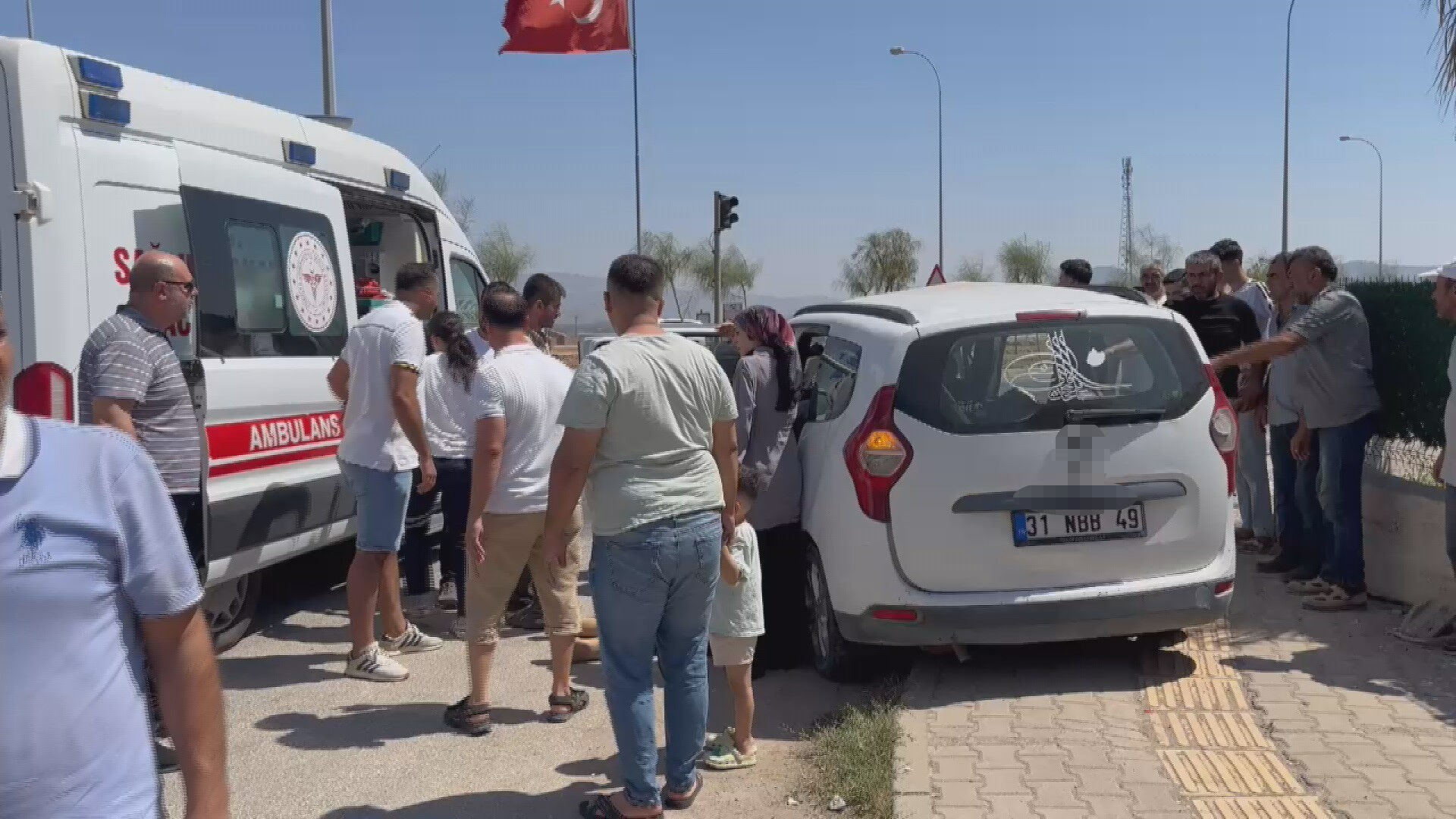Düğün yolu ölüme götürdü! Feci kazada çok sayıda ölü ve yaralı var - 1. Resim
