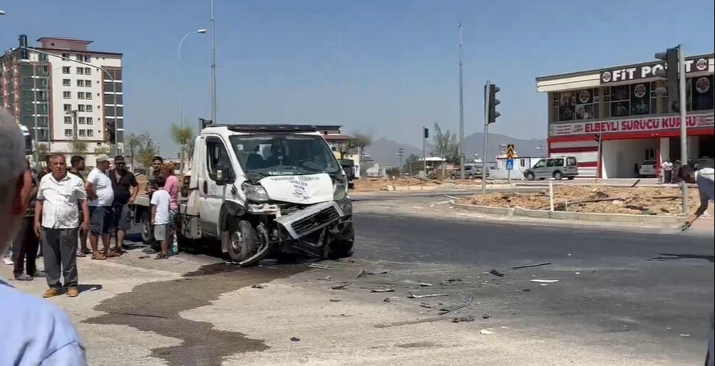 Düğün yolu ölüme götürdü! Feci kazada çok sayıda ölü ve yaralı var - 3. Resim