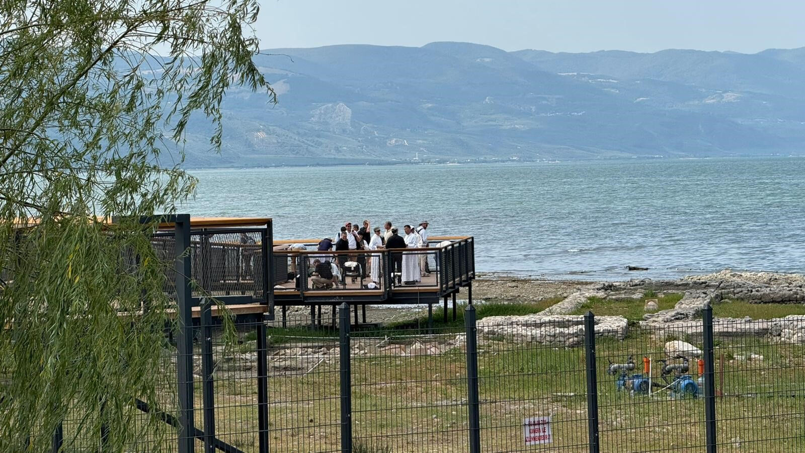 Papa'nın ayak sesleri... Vatikan'dan gelen bir grup İznik Gölü'nde ayin yaptı - 3. Resim