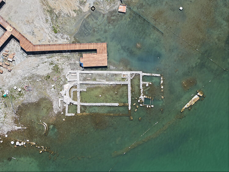 Papa'nın ayak sesleri... Vatikan'dan gelen bir grup İznik Gölü'nde ayin yaptı - 4. Resim