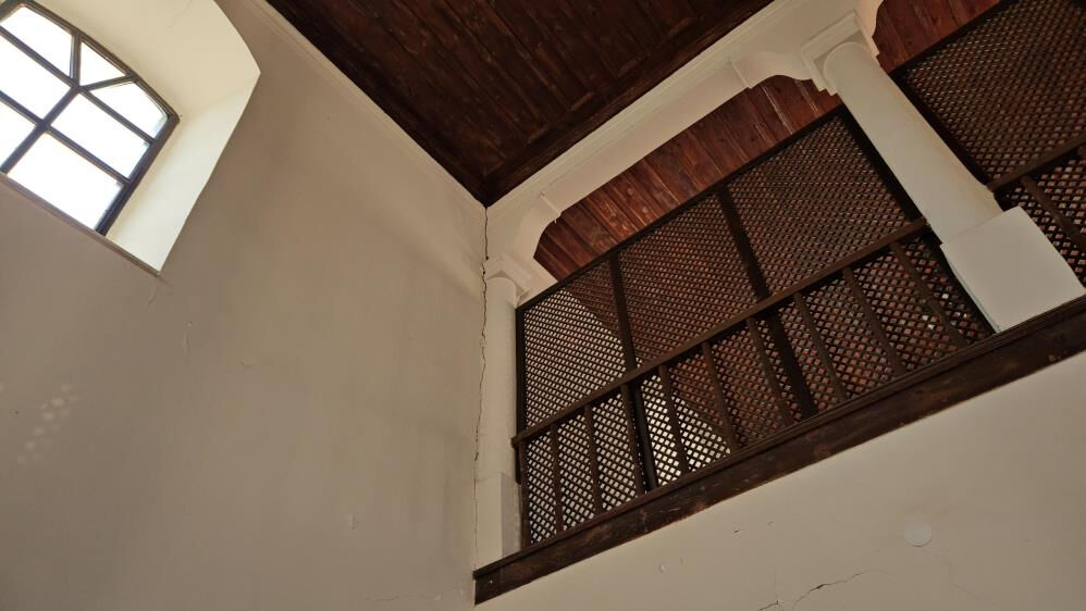 Sındırgı depremi tarihi camiye de hasar verdi - 1. Resim