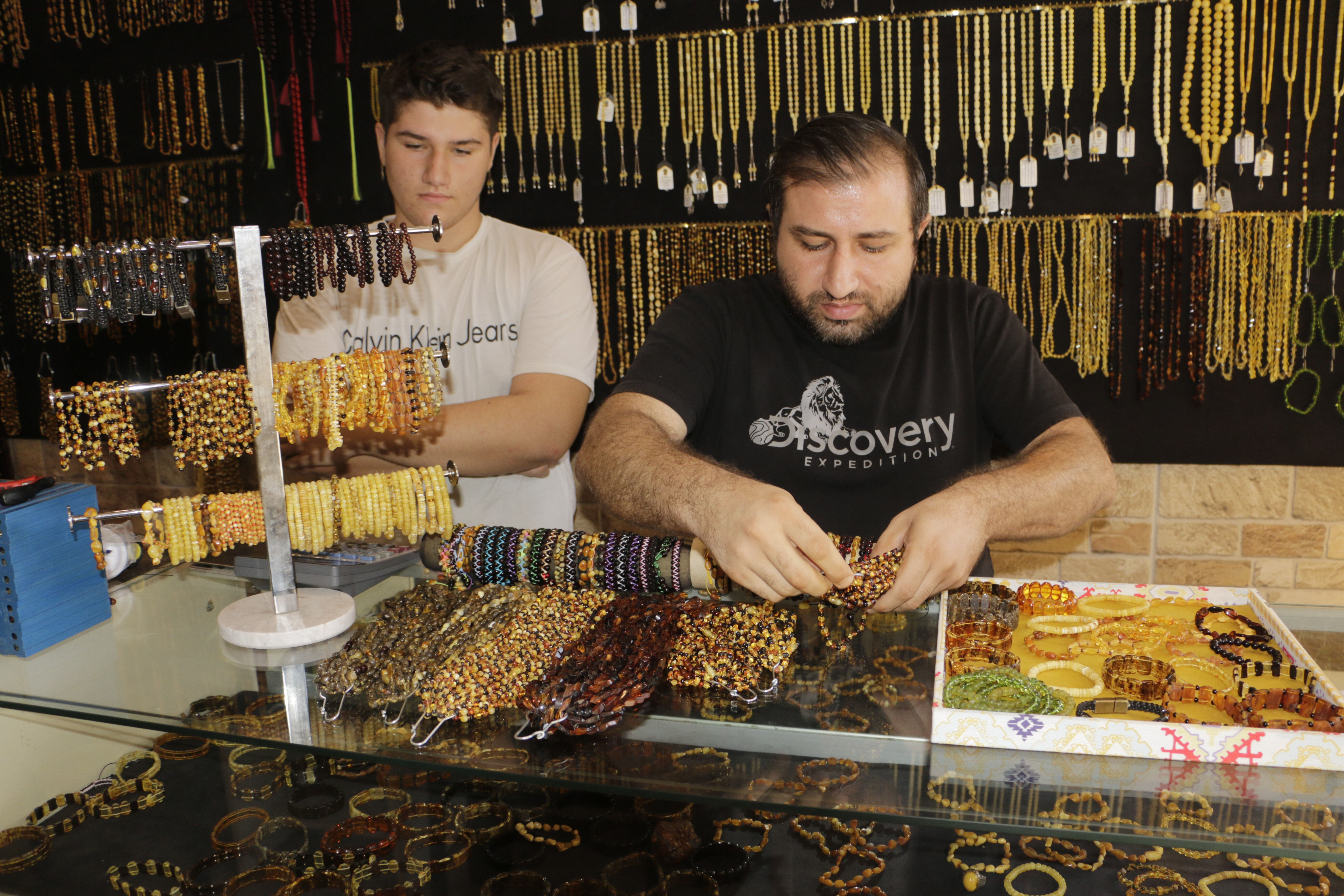 Stres, fıtık, astım, bronşit... Bir&ccedil;ok hastalığa iyi geliyor! Bir taştan fazlası, fiyatı 200 TL'den 50 bin TL'ye kadar &ccedil;ıkıyor - 1. Resim