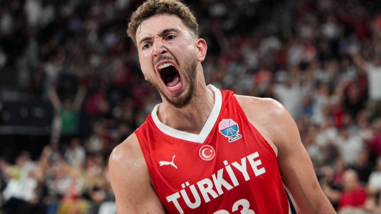 12 Dev Adam açıklandı! İşte A Milli Basketbol takımının EuroBasket 2025 kadrosu 12 Dev Adam açıklandı! İşte A Milli Basketbol takımının EuroBasket 2025 kadrosu