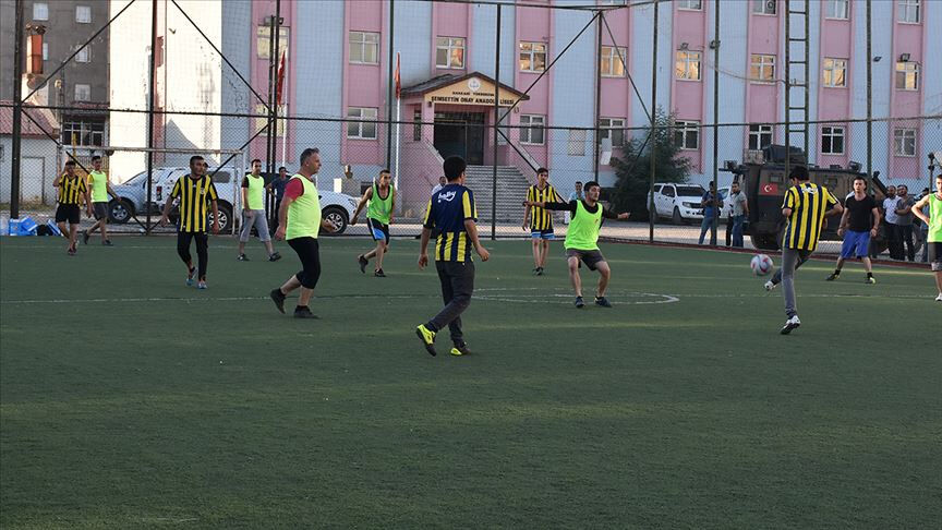 Amatör futbolculara kötü haber... Halı saha ücretlerine büyük zam! 1 Eylül'den itibaren geçerli olacak - 3. Resim