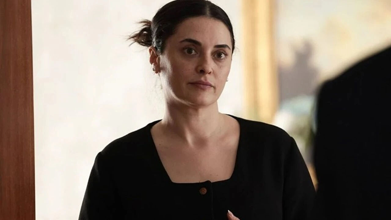 Aslıhan Gürbüz ünlü oyuncunun tacize uğradığını duyurdu! Olay detayları açıkladı: Fotoğraflarını çaldı ve... Aslıhan Gürbüz ünlü oyuncunun taciz edildiğini duyurdu! Olay detayları açıkladı: Fotoğraflarını çaldı ve... - 2. Resim