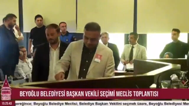 Beyoğlu Belediye Başkanvekili seçiminde olay iddia!