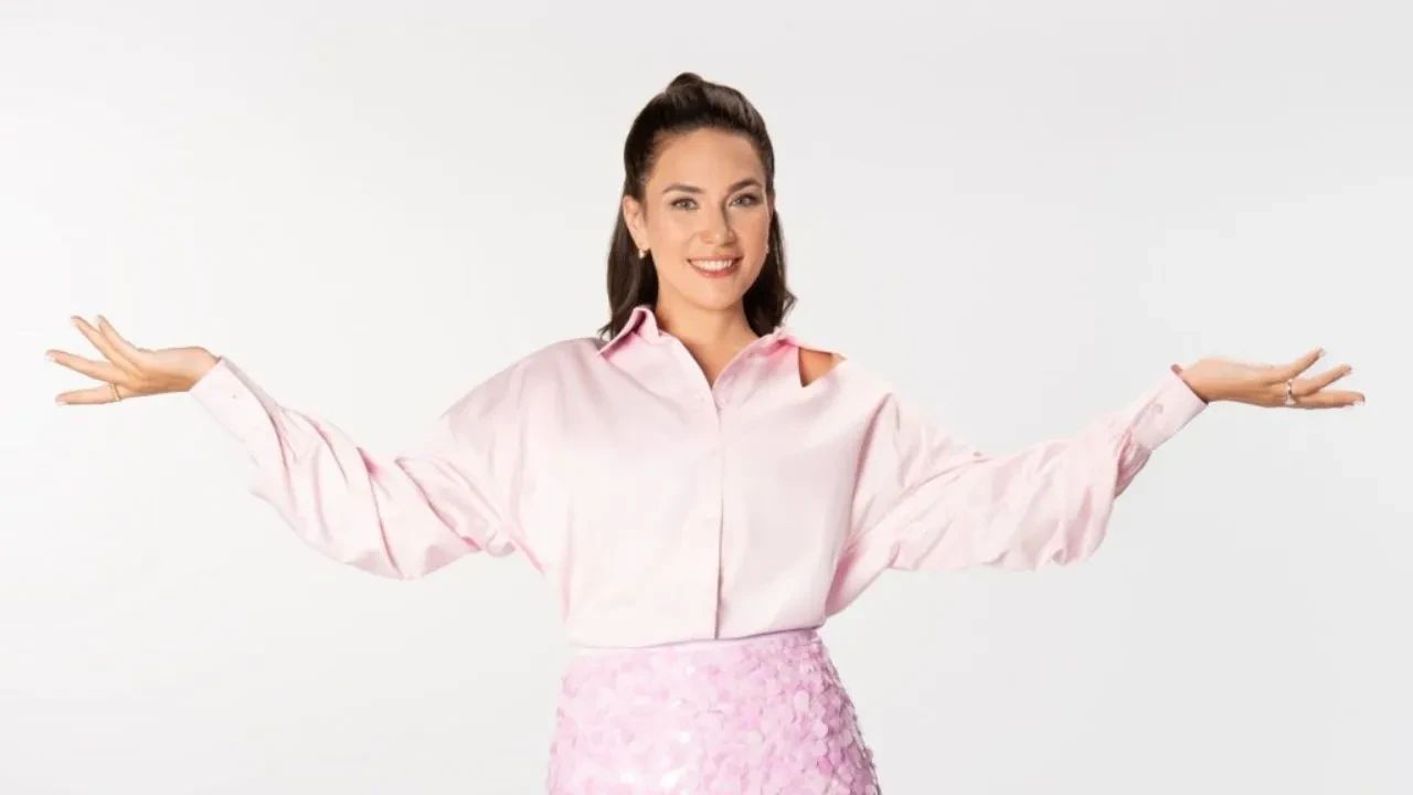Buse Varol kimdir? Gelin Evi yeni sezon sunucusu merak ediliyor Buse Varol kimdir? Gelin Evi yeni sezon sunucusu merak ediliyor