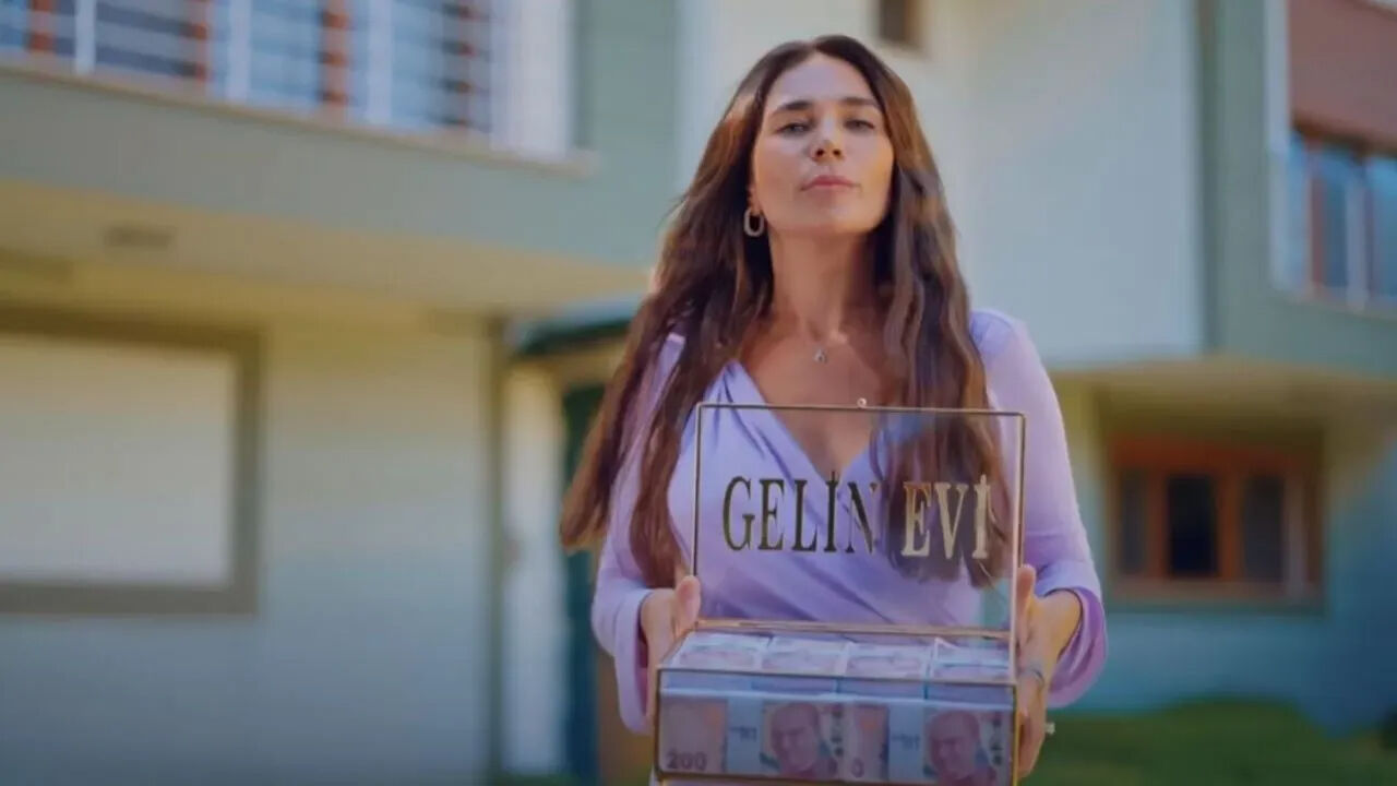 Buse Varol kimdir? Gelin Evi yeni sezon sunucusu merak ediliyor - 1. Resim