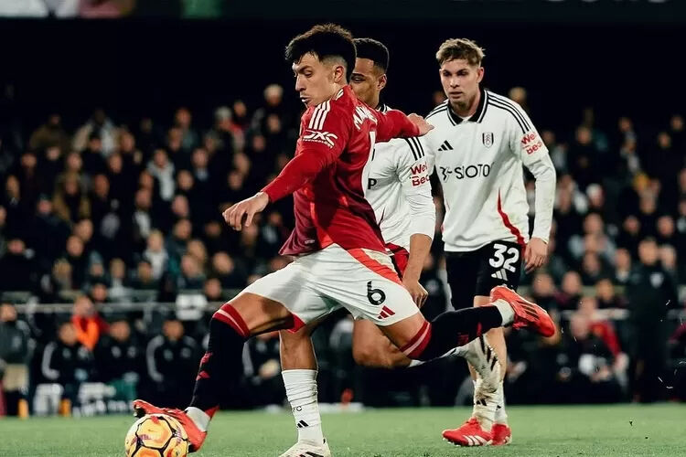 Fulham-Manchester United maçı hangi kanalda, ne zaman, saat kaçta? Altay Bayındır ilk 11'de bekleniyor! - 2. Resim