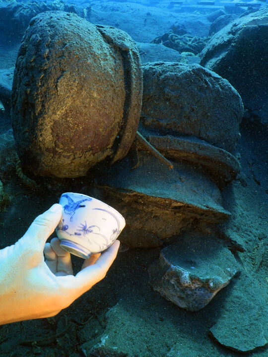 Osmanlı'nın kayıp gemisi bulundu! Dünya tarihine damga vuracak... Bir müzeyi dolduracak kadar eser çıktı - 2. Resim