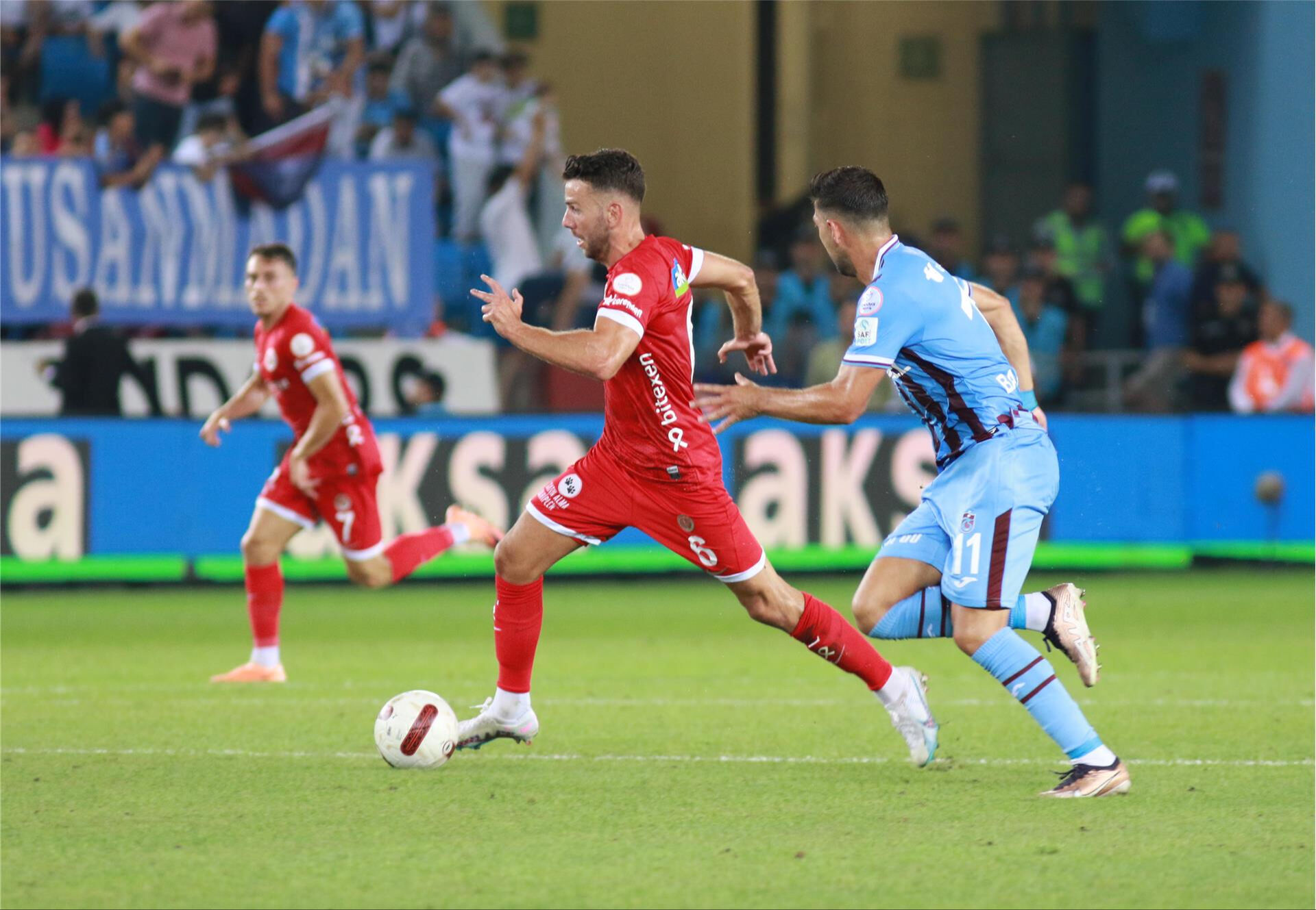 Trabzonspor-Antalyaspor maçı hangi kanalda, canlı yayın nerede izlenir? Maç kadrosu muhtemel ilk 11 açıklandı! - 2. Resim