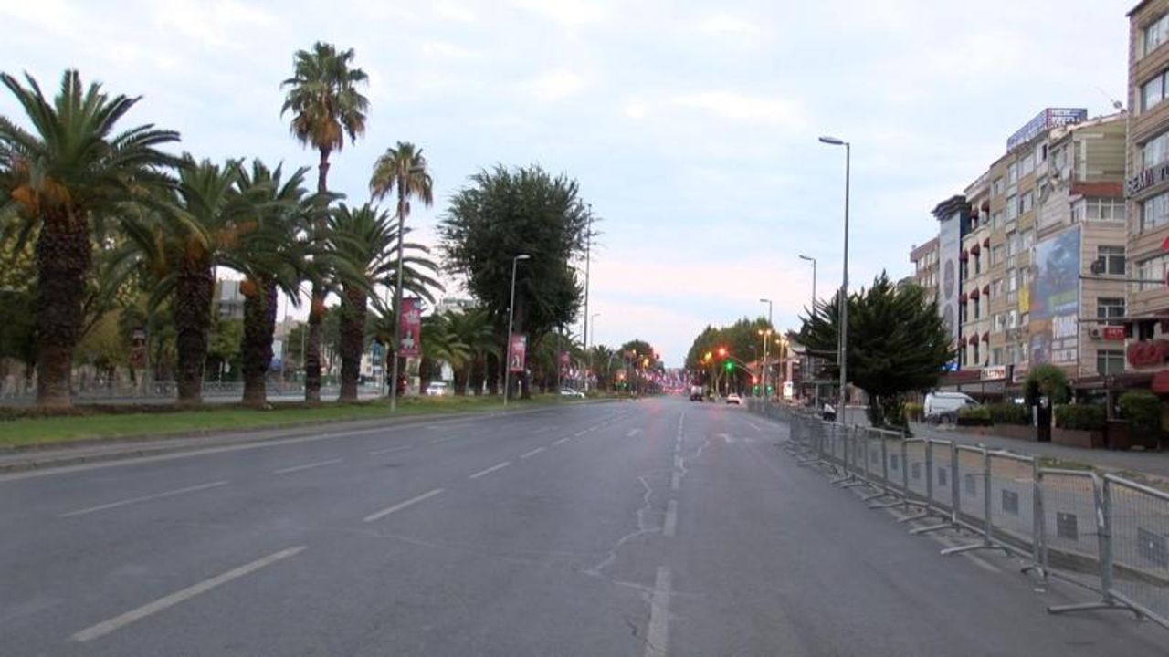 Vatan Caddesi neden trafiğe kapalı? Valilikten açıklama var, işte alternatif güzergahlar Vatan Caddesi neden trafiğe kapalı? Valilikten açıklama var, işte alternatif güzergahlar