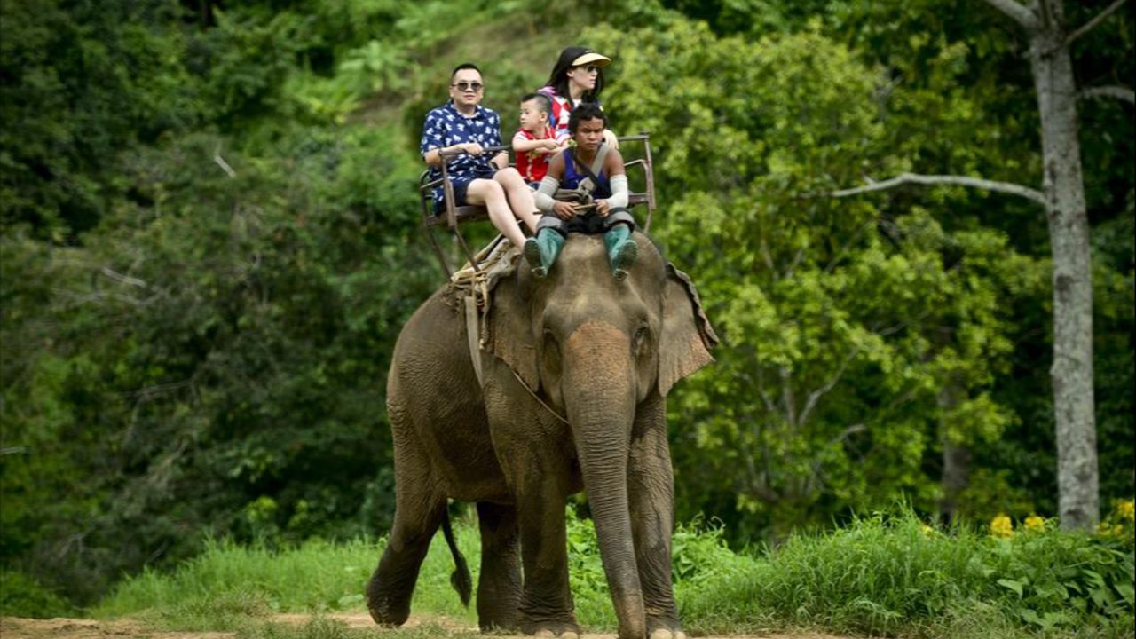 Bir ülke kapılarını turistlere açtı! Tarihin en büyük turizm kampanyası: Ücretsiz uçak bileti dağıtacak Bir ülke kapılarını turistlere açtı! Tarihin en büyük turizm kampanyası: Ücretsiz uçak bileti dağıtacak