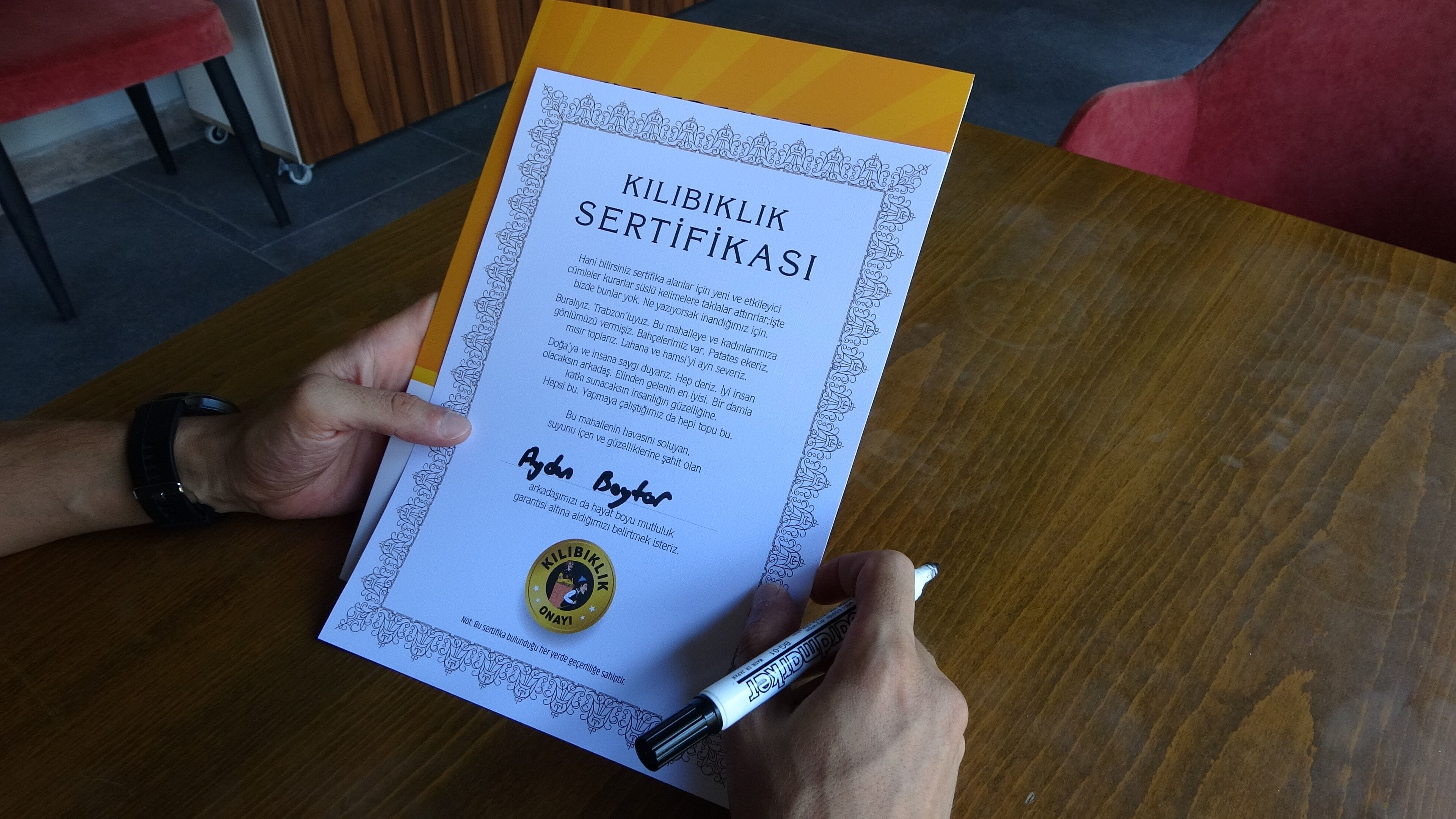 Burası: Kılıbıklar Mahallesi! Bu isim için tabelalar kurşunlandı! Trabzon'da filmlere konu olacak hikaye - 5. Resim