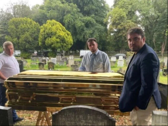 Cenaze töreni 6 gün sürdü! Roman kral altın tabutla gömüldü - 2. Resim