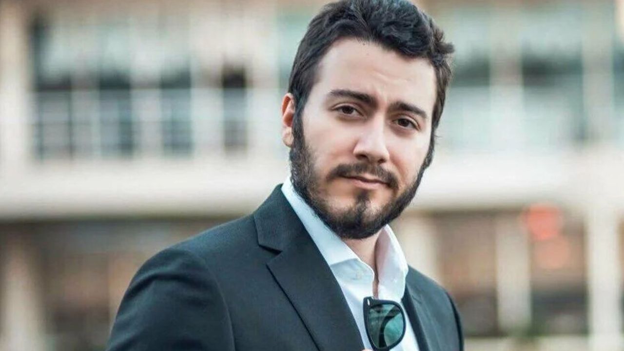 Enes Batur kimdir, mesleği ne? İşte hayatı ve kariyeri Enes Batur kimdir, mesleği ne? İşte hayatı ve kariyeri