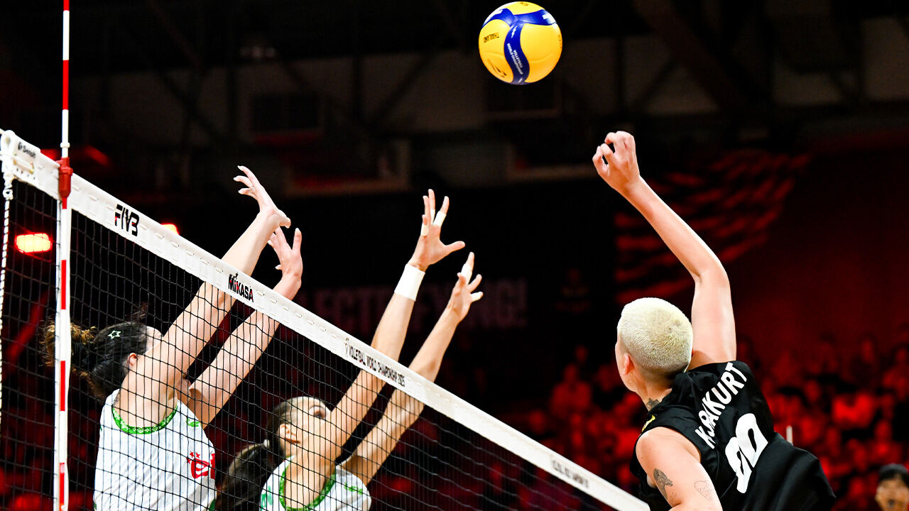 Filenin Sultanları rakibine fark attı! Dünya Şampiyonası'nda son 16'ya kaldılar - 1. Resim