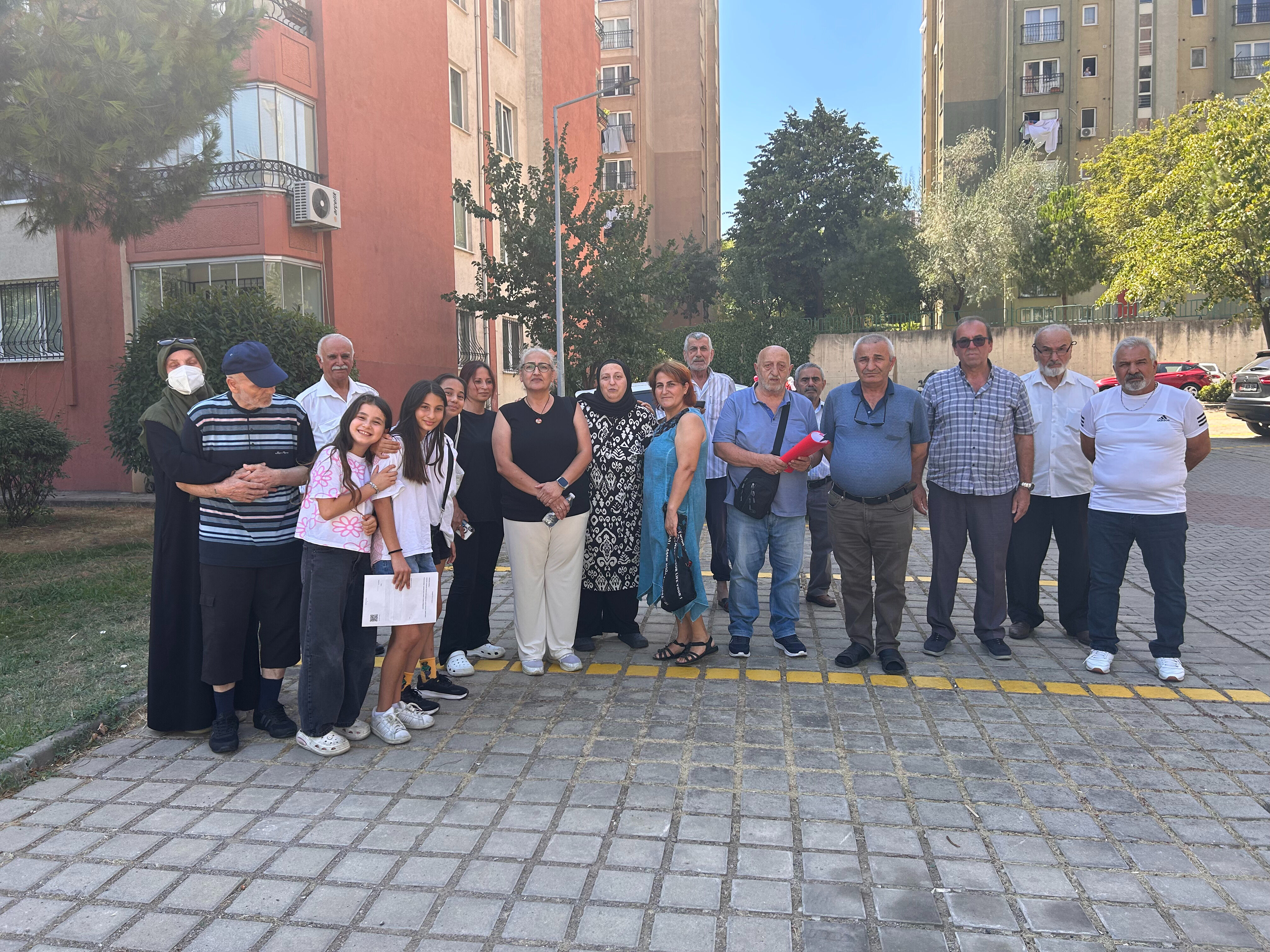 Kaldıkları ev dertleri oldu: Tuzla Kiptaş Sitesi 22 milyonluk borçla cebelleşiyor! - 2. Resim