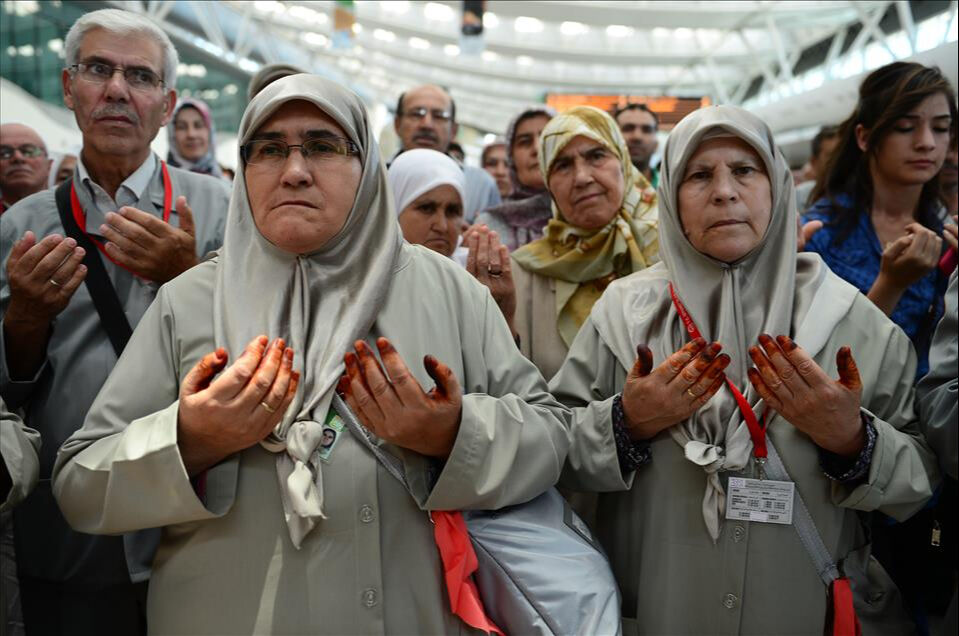 Kurasız hac var mı? Açıklamalar peş peşe geldi, Bakanlık harekete geçti - 4. Resim