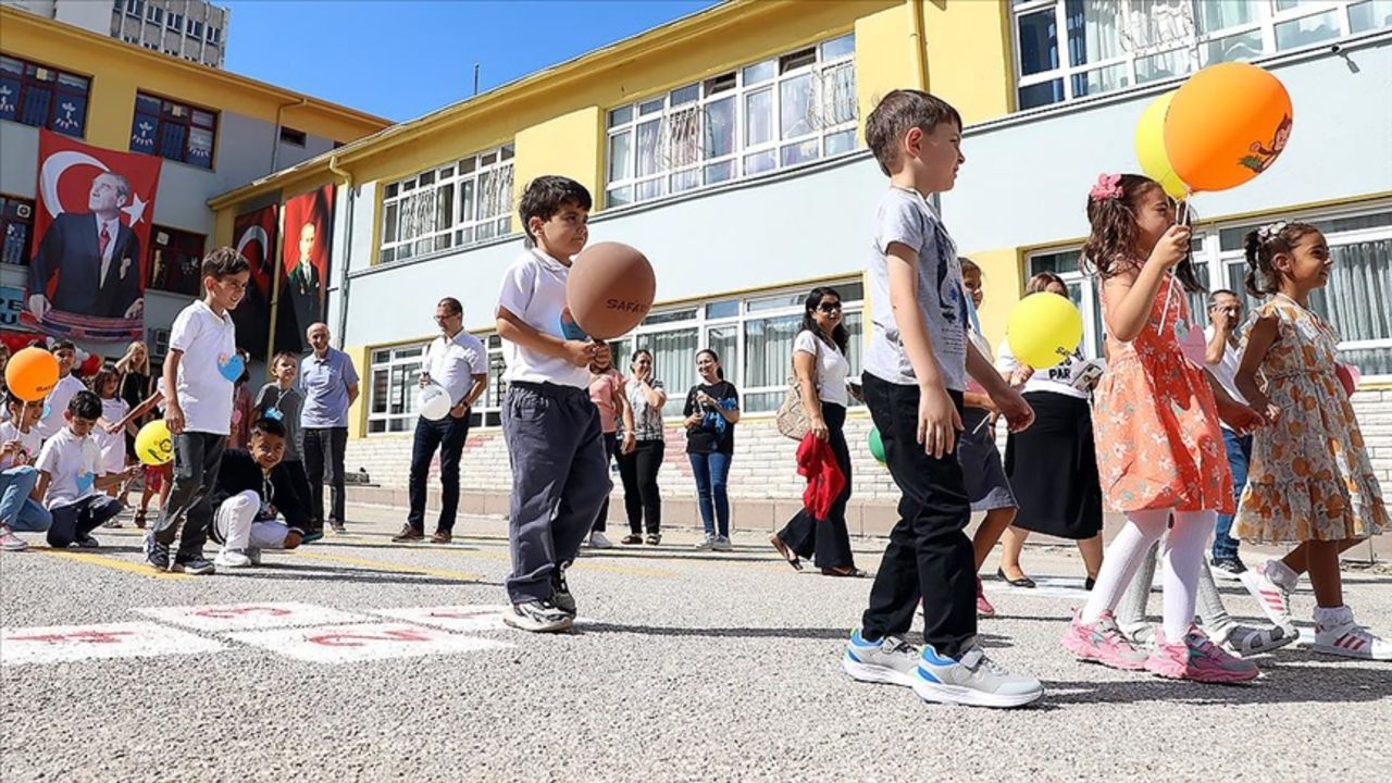 MEB 1. sınıf şube belirleme kurası: Sınıflar ne zaman belli olacak? MEB 1. sınıf şube belirleme kurası: Sınıflar ne zaman belli olacak?