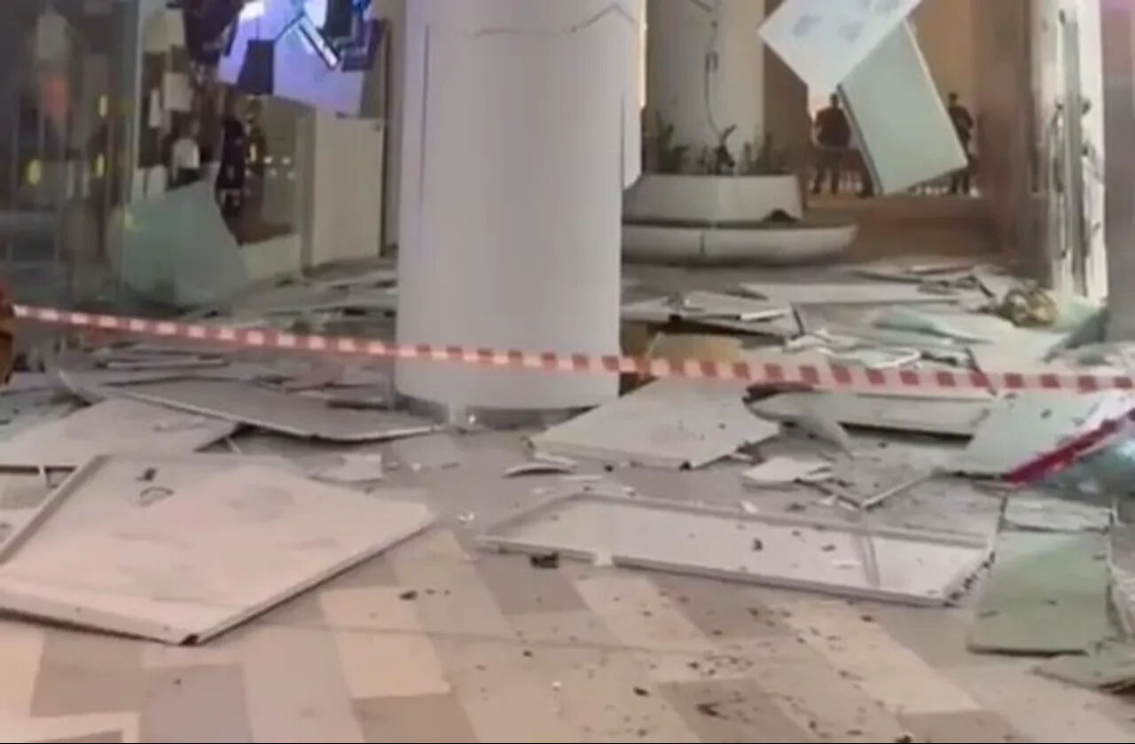 Oyuncak mağazasında kabus gibi olay! Bomba gibi patladı: Bir kişi hayatını kaybetti - 1. Resim