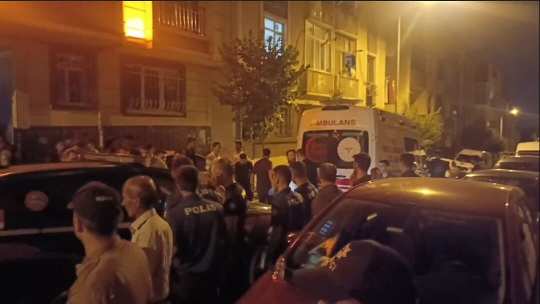 Sultangazi'de dehşet! Oğul, annesini başından vurdu - 1. Resim