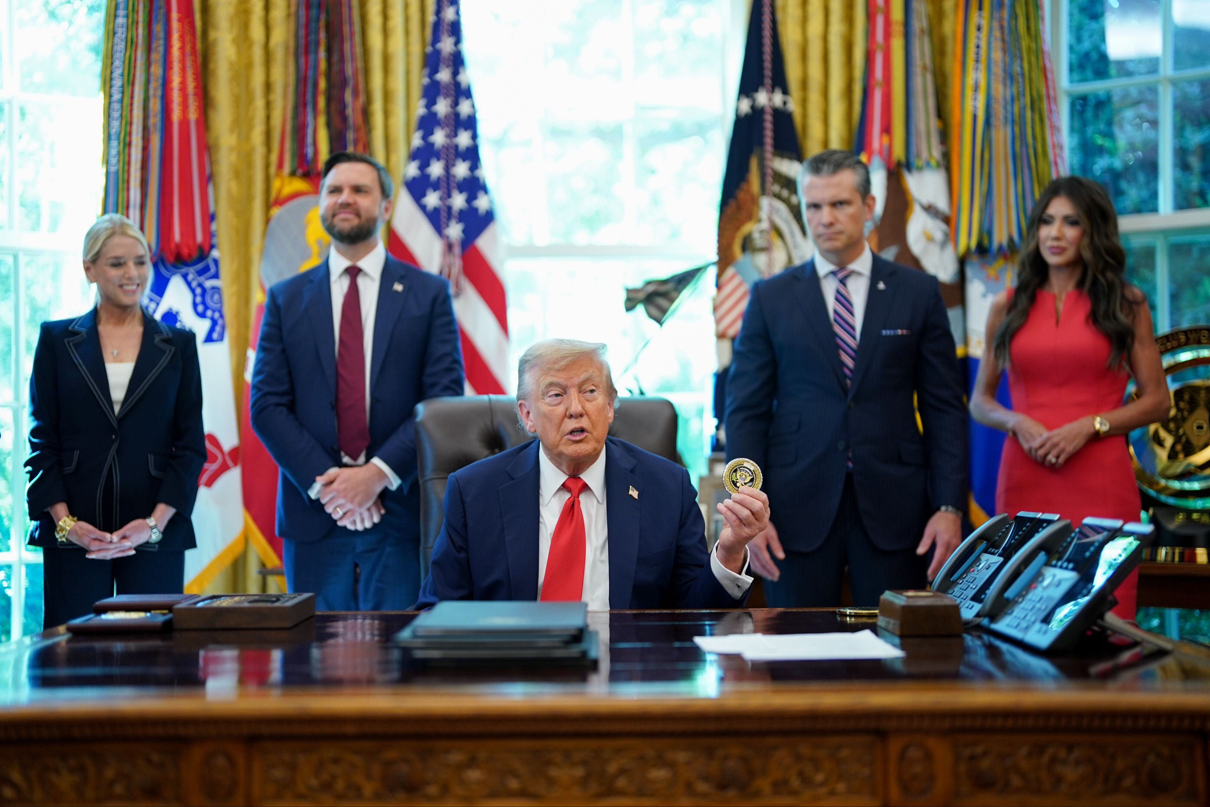 Trump tepki gösterdi Tel Aviv jet hızıyla açıklama yaptı! Netanyahu'nun 'Nasır hastanesi' özrü kabahatinden farksız - 2. Resim