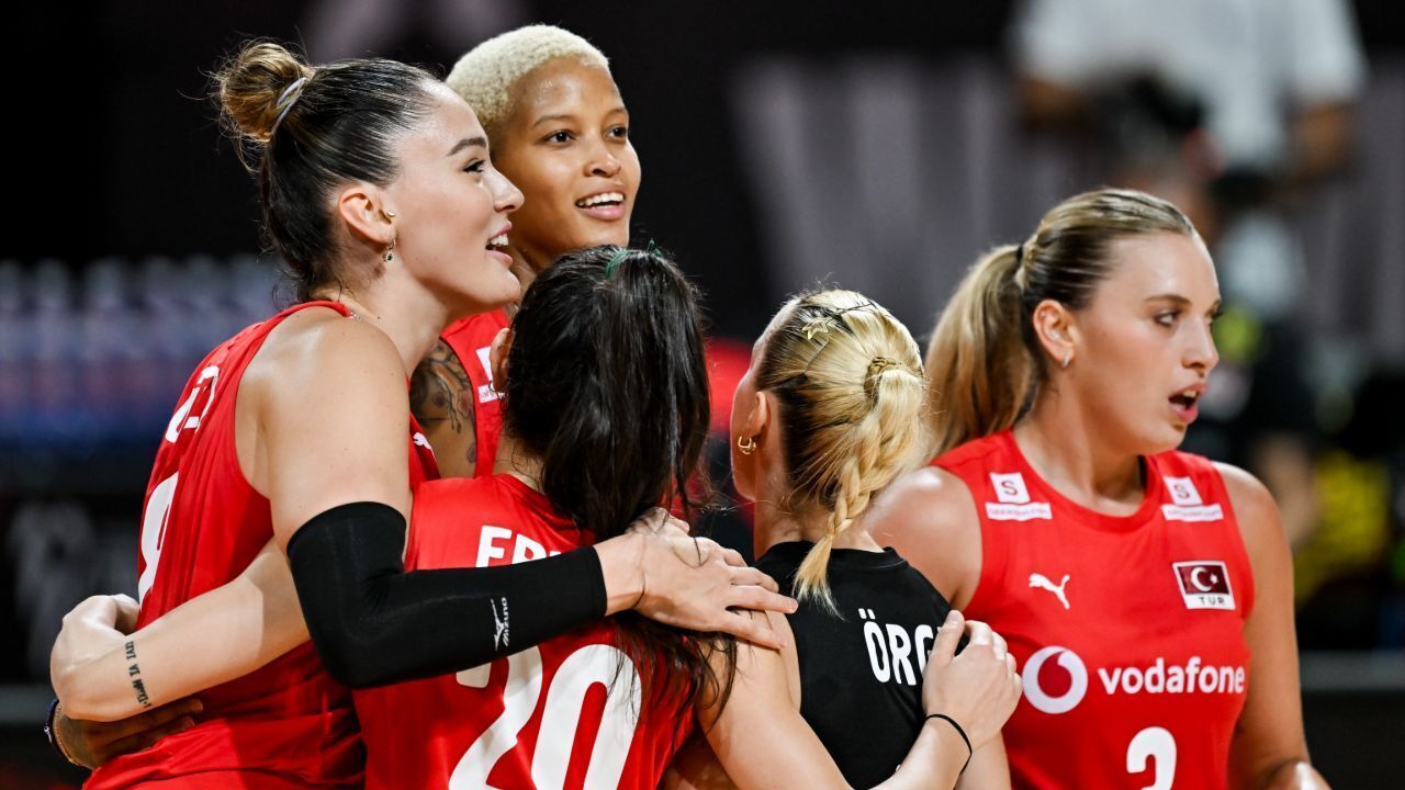 Türkiye Bulgaristan voleybol maçı nereden izlenir? Filenin Sultanları maçı yayın bilgileri! Türkiye Bulgaristan voleybol maçı nereden izlenir? Filenin Sultanları maçı yayın bilgileri!