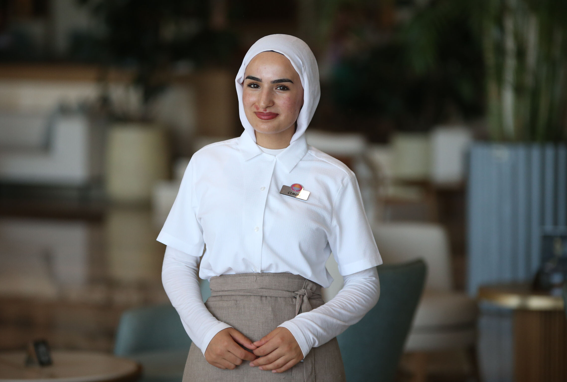 YKS çıkışındaki görüntüsü gündem olmuştu! Çimen Gülen, hayallerine kavuştu - 3. Resim