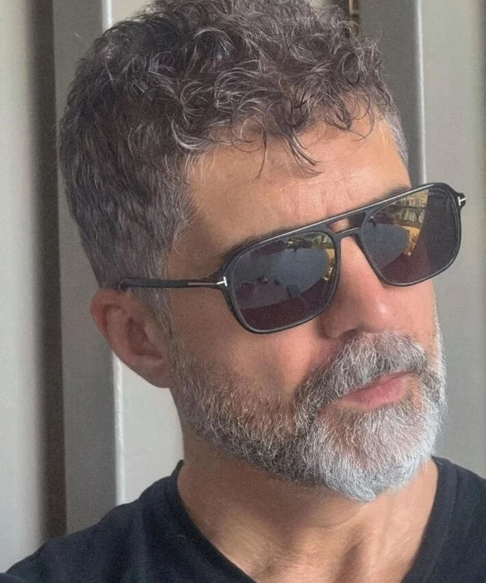 Ailesiyle yaşadığı sorunlarla gündemdeydi... Özcan Deniz imaj değiştirdi: Son haline yorum yağdı - 3. Resim