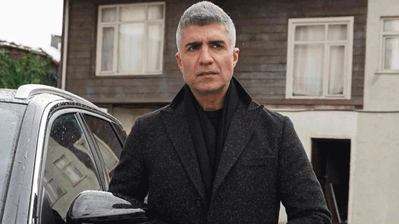 Ailesiyle yaşadığı sorunlarla gündemdeydi... Özcan Deniz imaj değiştirdi: Son haline yorum yağdı - 1. Resim