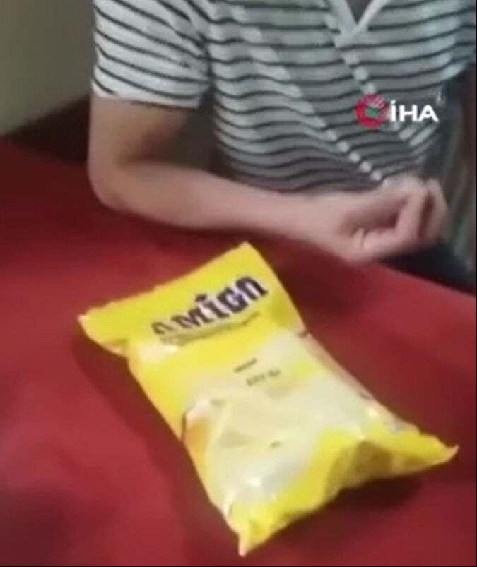 Cips paketine gizlenmiş zehir! Zehir tacirleri kıskıvrak yakalandı - 1. Resim