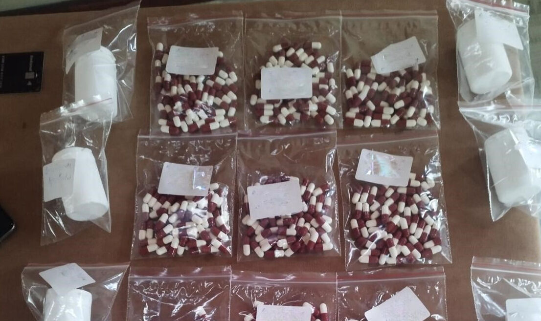 Cips paketine gizlenmiş zehir! Zehir tacirleri kıskıvrak yakalandı - 3. Resim