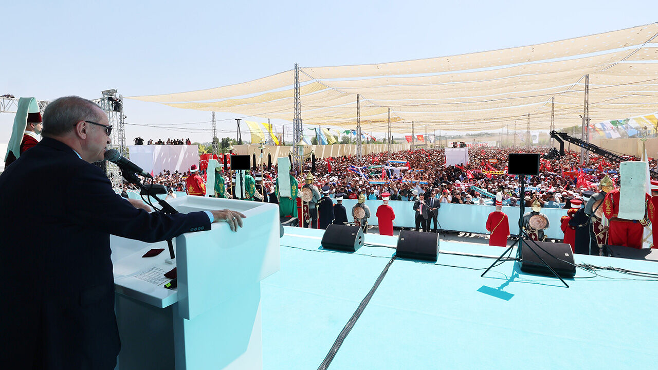 Cumhurbaşkanı Erdoğan'dan 'terörsüz Türkiye' vurgusu: Kendine yeni yabancı patronlar arayanlar kaybedecek - 3. Resim