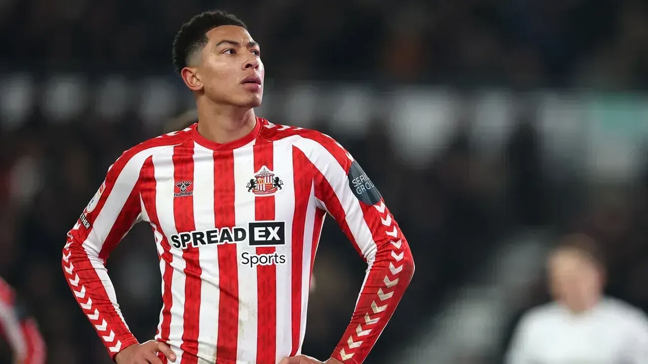 Dortmund&rsquo;tan Bellingham krizi: Aileye soyunma odası yasağı - 1. Resim