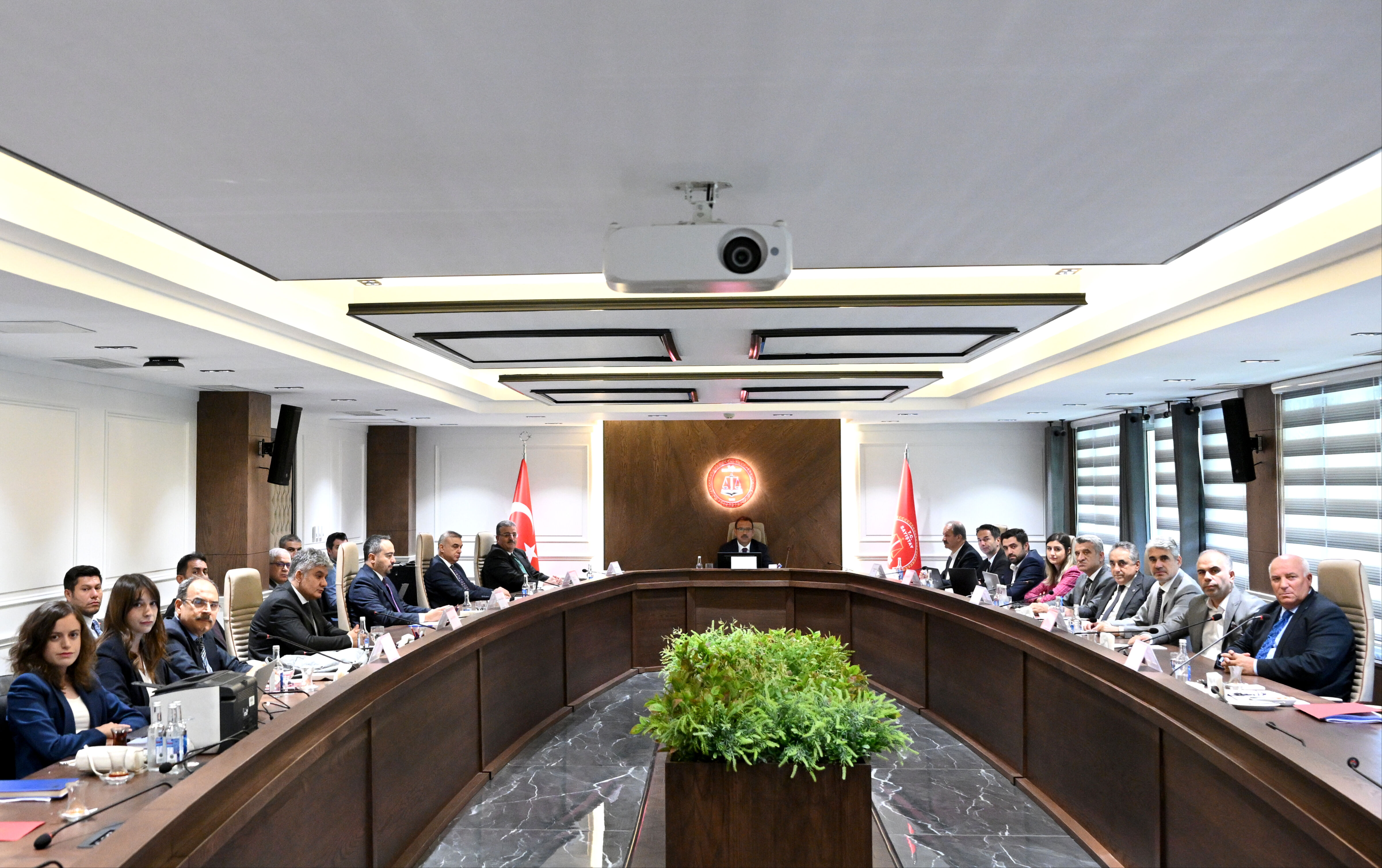 Memur zammında sona doğru! Milyonların gözü çıkacak kararda - 1. Resim