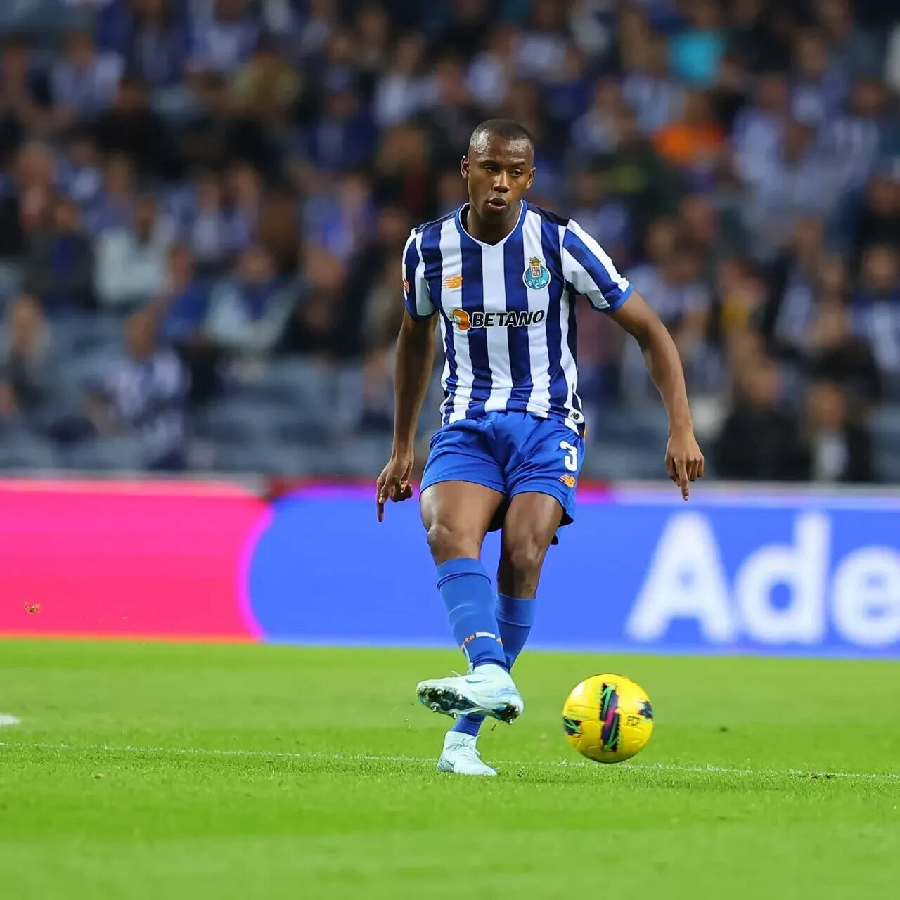 Tiago Djalo, Beşiktaş i&ccedil;in İstanbul'da - 2. Resim