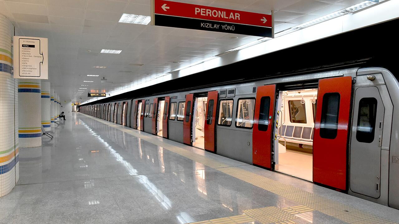 30 Ağustos'ta toplu taşıma ücretsiz mi? Zafer Bayramı'nda metro, marmaray, otobüs ve vapurların ücret durumu gündemde! - 1. Resim
