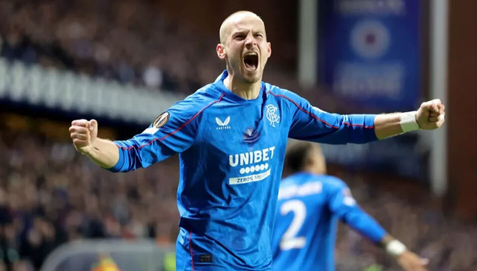 Beşiktaş'tan taraftarı heyecanlandıran transfer sürprizi! Video sonundaki şapkalı kim? - 5. Resim