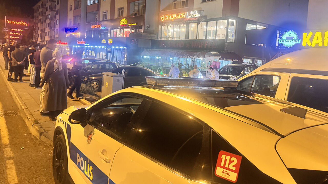 Erzurum'da bir iş yeri kurşunlandı! - 1. Resim